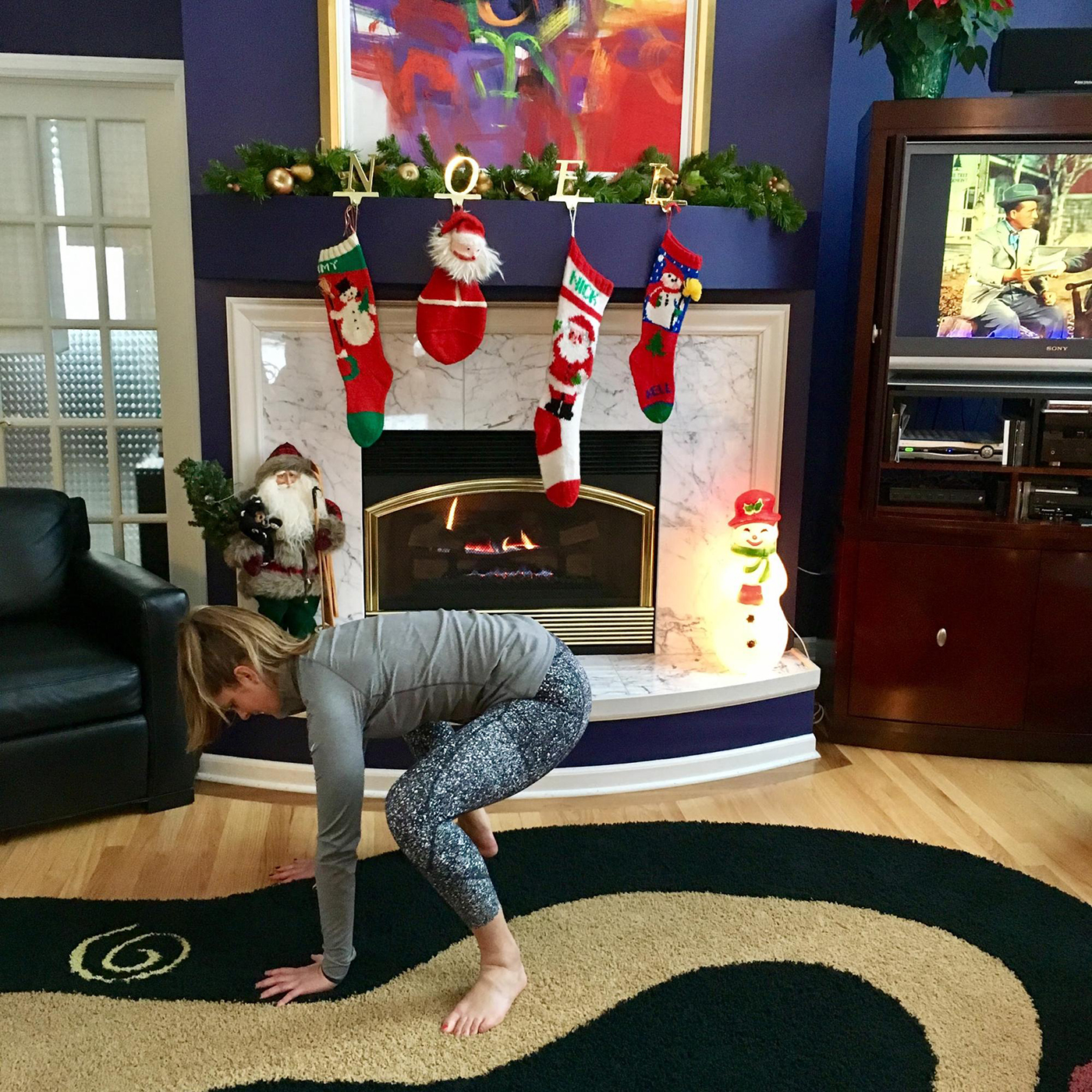 Fire up Your Core Strength with Yoga Sculpt - SWELL - Santa