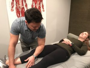 Delos therapy for knee pain