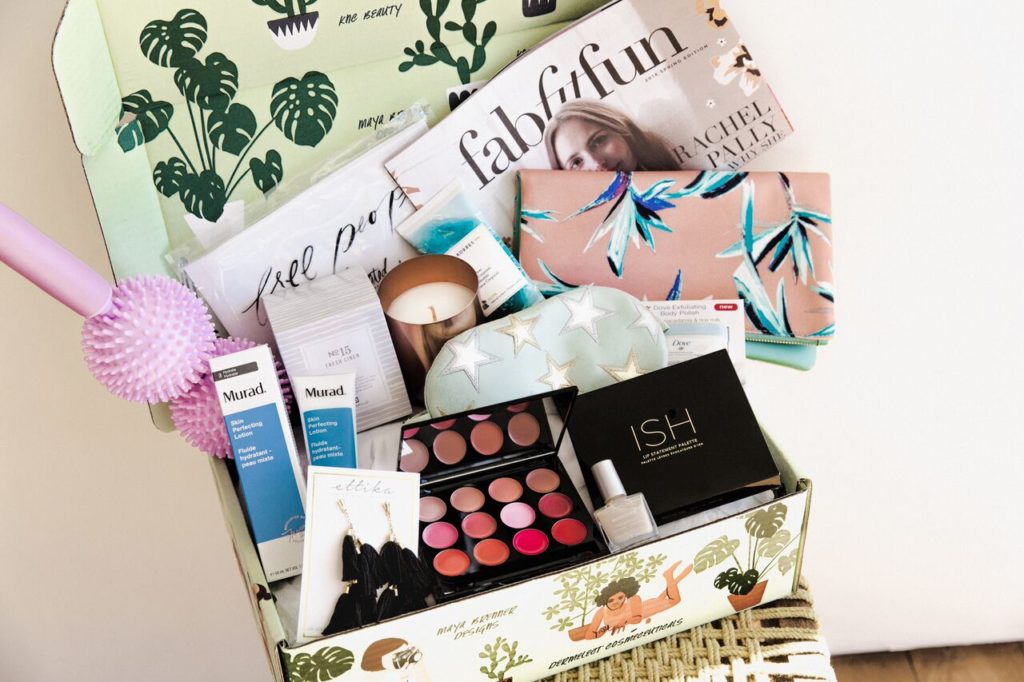 Fab Fit Fun fitness subscription box