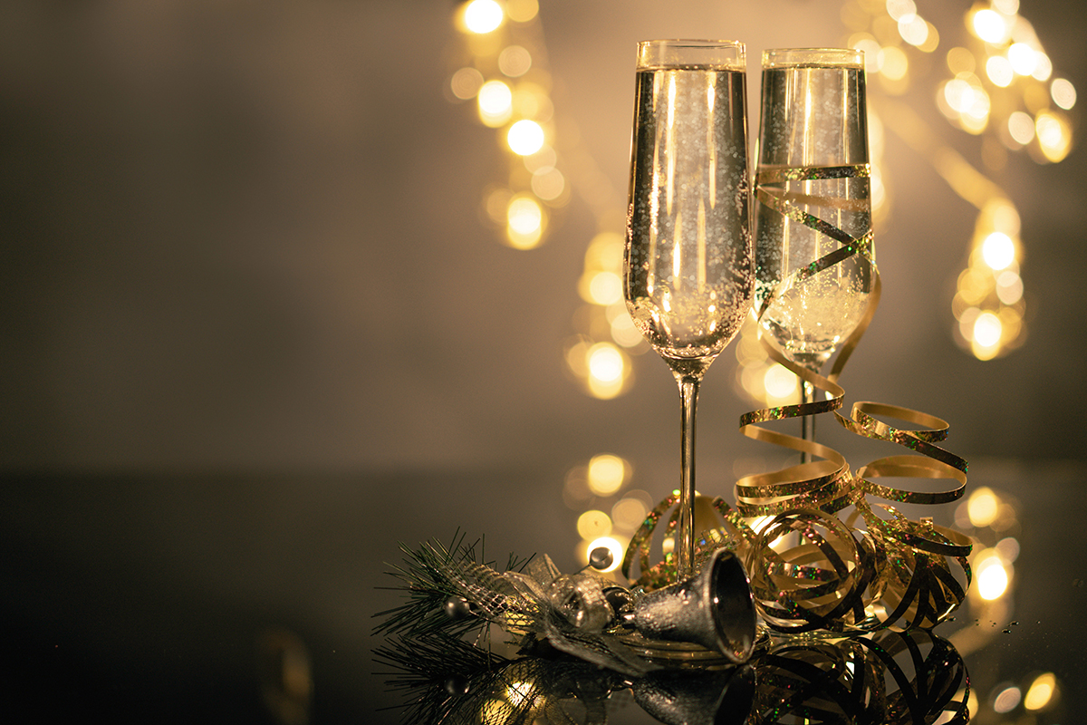 how to navigate alcohol around the holidays