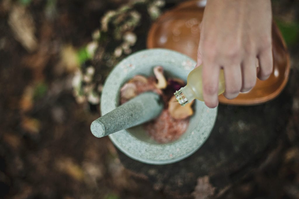 what is alternative medicine