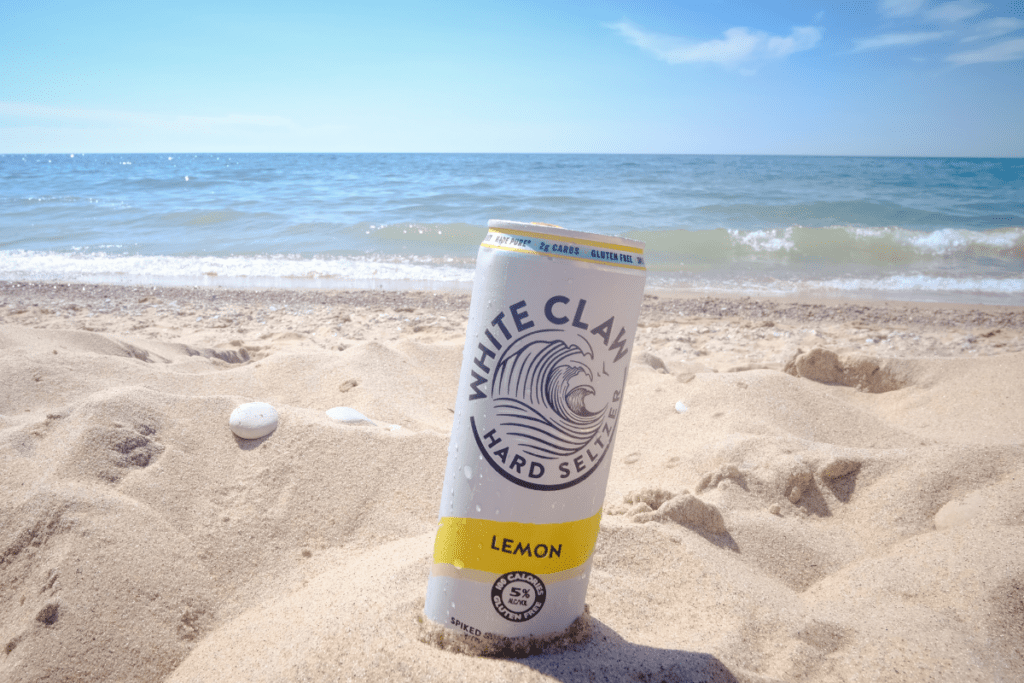 What's the Healthiest Spiked Seltzer? Low Calorie Seltzer - aSweatLife