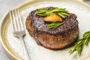 steak - food high in iron